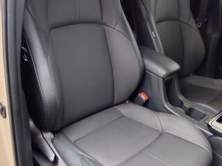 Toyota Corolla Cross Luxury 98kW