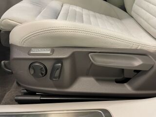 Volkswagen Passat Variant Executive 2.0 TDI 110кВ