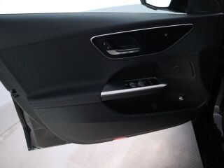 Mercedes-Benz C 200 d T Avantgarde 2.0 R4 120kW