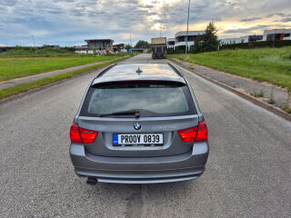 BMW 320 2.0 R4 135kW