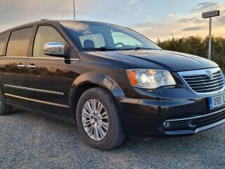 Lancia Voyager 2.8 130кВ