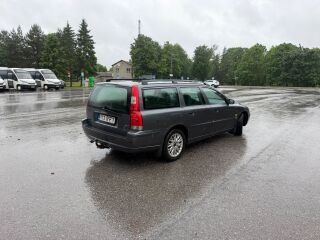 Volvo V70 2.4 96kW
