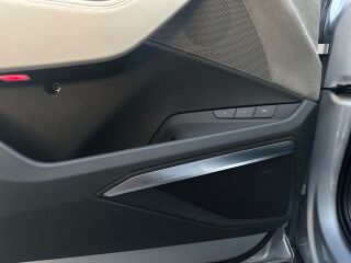Audi e-tron 55 QUATTRO 300kw 158kW