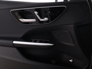 Mercedes-Benz C 200 4Matic AMG 1.5 R4 150кВ