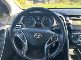 Hyundai i30 1.6 94kW