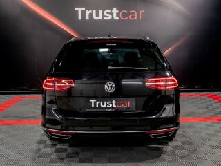 Volkswagen Passat R-Line 4motion 2.0 176kW