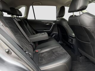 Toyota RAV4 Luxury Plus 2.0 129kW