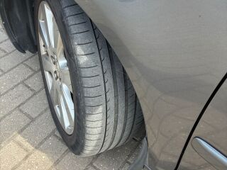 Toyota Avensis 2.0 108кВ
