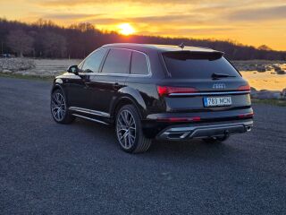 Audi Q7 S line 45 TDI quattro 3.0 170kW