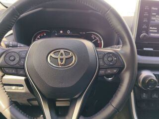 Toyota RAV4 Luxury 129kW