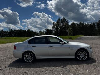 BMW 320 2.0 120кВ