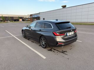 BMW 320 Luxury line 2.0 R4 140kW