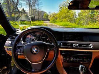 BMW 740 3.0 225кВ