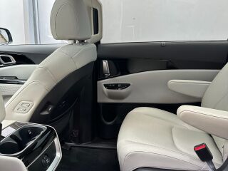 Kia Carnival Signature 2.2 CRDi 148кВ