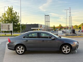 Volvo S80 2.4 D5 136kW