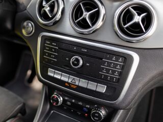 Mercedes-Benz GLA 180 Facelift 1.6 90kW