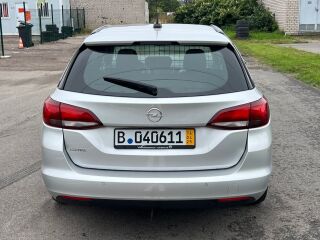 Opel Astra Sports Tourer 1.5 90kW
