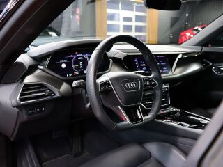 Audi e-tron GT quattro 350кВ