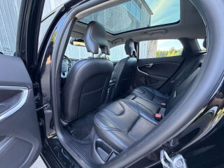 Volvo V40 Facelift SUMMUM 2.0 D2 88kW