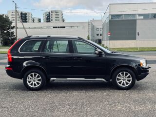 Volvo XC90 Summum AWD 7 k 2.4 R5 D5 136kW