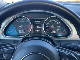Audi Q7 S-Line 3.0 V6 180kW