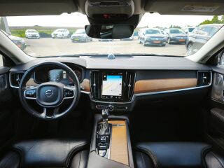 Volvo V90 AWD INSCRIPTION 2.0 140кВ