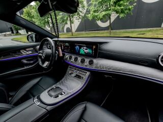 Mercedes-Benz E 220 AMG 2.0 143kW