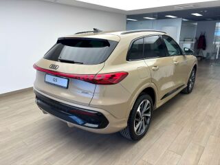 Audi Q5 SUV TDI quattro 2.0 TDI 150kW