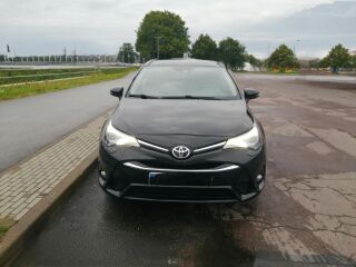 Toyota Avensis 2.0 112kW