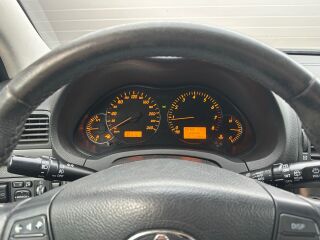 Toyota Avensis 1.8 95кВ