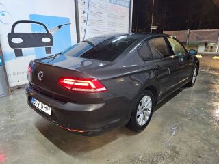Volkswagen Passat 1.4 92kW