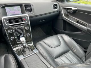 Volvo V60 Polestar SUMMUM AWD 2.4 D6 TWIN ENGINE PLUG IN HYBRID 158kW