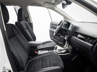 Mitsubishi Outlander Instyle 4WD PHEV 2.0 149kW