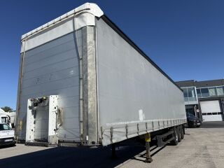 Schmitz Semitrailer Curtainsider Standard