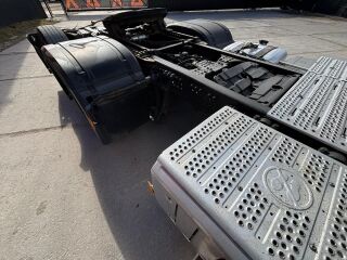 Mercedes-Benz Actros 2542 6x2 310kW