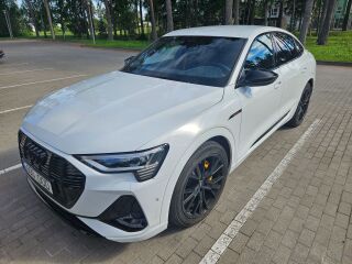 Audi e-tron E-tron Sportback 50 Quattro*S-Line*BLACK ED 158кВ