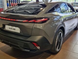 Peugeot 408 GT Exclusive Hybrid 145 1.2 100кВ
