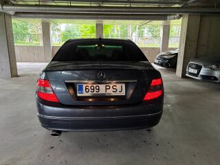Mercedes-Benz C 220 2.1 125kW