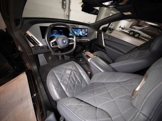 BMW iX xDrive 40 Sports Package xDrive 240кВ