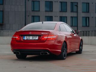 Mercedes-Benz E 200 AMG 1.8 135kW