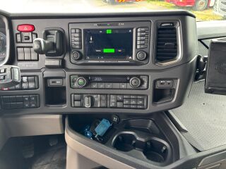 Scania R500 XT 8x4*4 EURO6 + RETARDER + 4 COMPARTMENTS 20 368kW