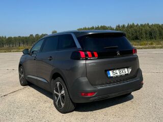 Peugeot 5008 1.2 96kW
