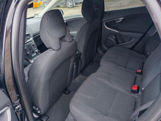 Volvo V40 FACELIFT LINJE BUSINESS EURO6 2.0 D2 88kW