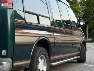 Chevrolet Chevy Van 5.7 V8 187kW