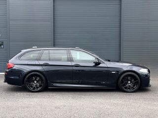 BMW 535 Touring xDrive M Sport Package 3.0 230kW