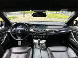 BMW 535 M-Pakett 3.0 R6 3.0 220кВ