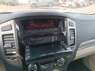 Mitsubishi Pajero Instyle Plus 4WD 3.2 DI-D 140kW