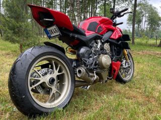 Ducati Streetfighter V4 V4 154kW