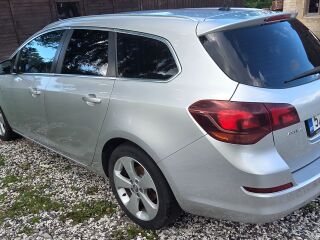 Opel Astra 1.2 70kW