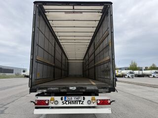 Schmitz Semitrailer Curtainsider Standard